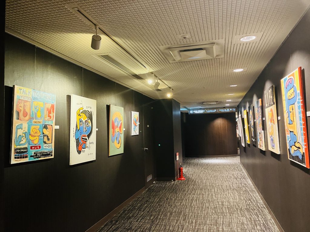 サンシャインプリンスホテル内には様々なアート作品が展示されている